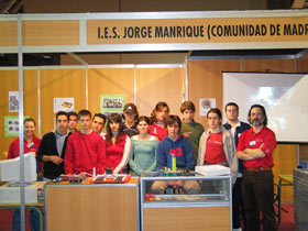 Alumnos del IES Jorge Manrique en la II Feria de la Ciencia de Sevilla